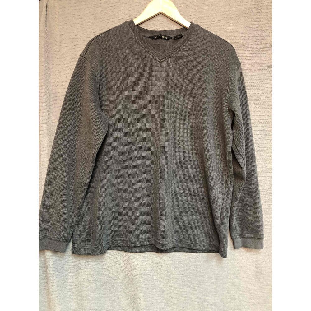 Axist Gray V-Neck Long Sleeve Ribbed Hem Mens Sweater Size Medium